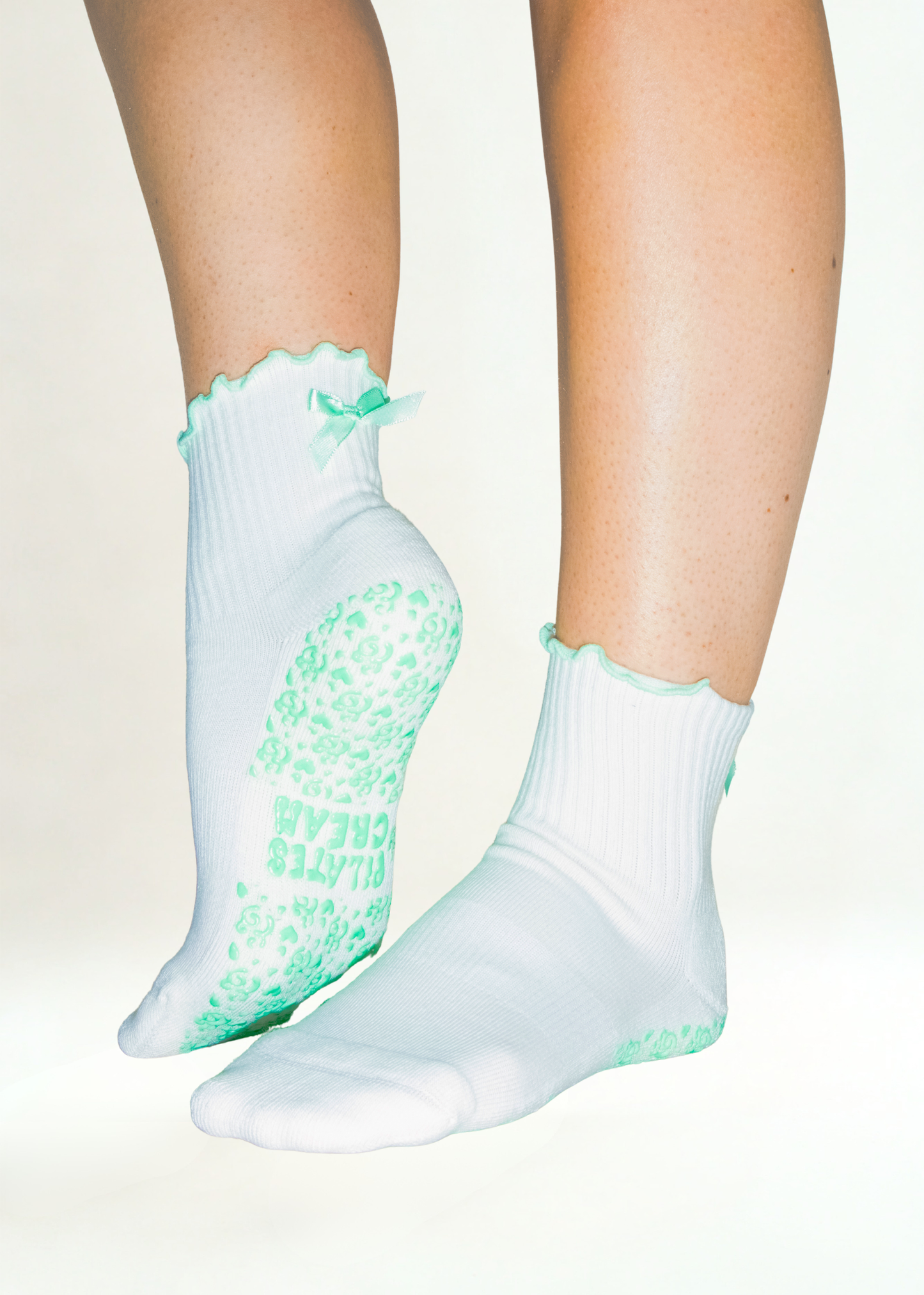The Ari | Fashion Pilates Grip Socks